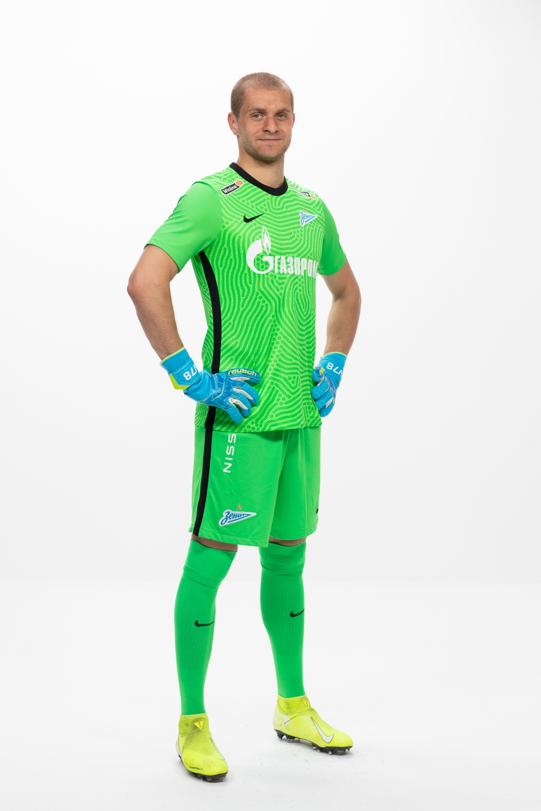 Фотосессия футболистов и тренеров основного состава ФК «Зенит» сезона 2020/21