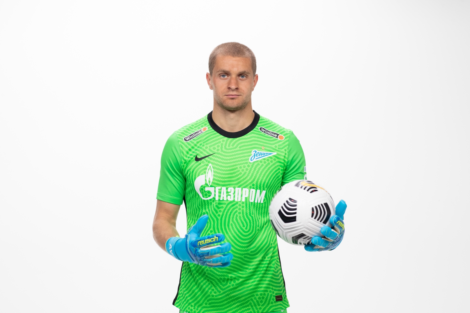 Фотосессия футболистов и тренеров основного состава ФК «Зенит» сезона 2020/21