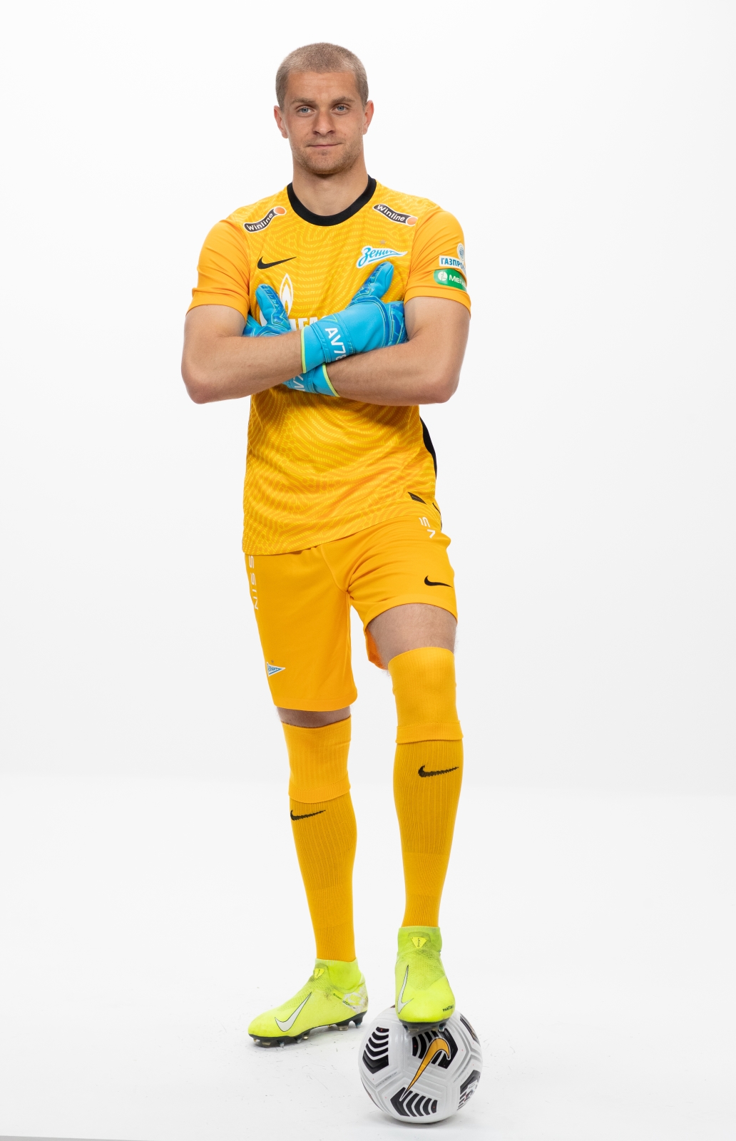 Фотосессия футболистов и тренеров основного состава ФК «Зенит» сезона 2020/21