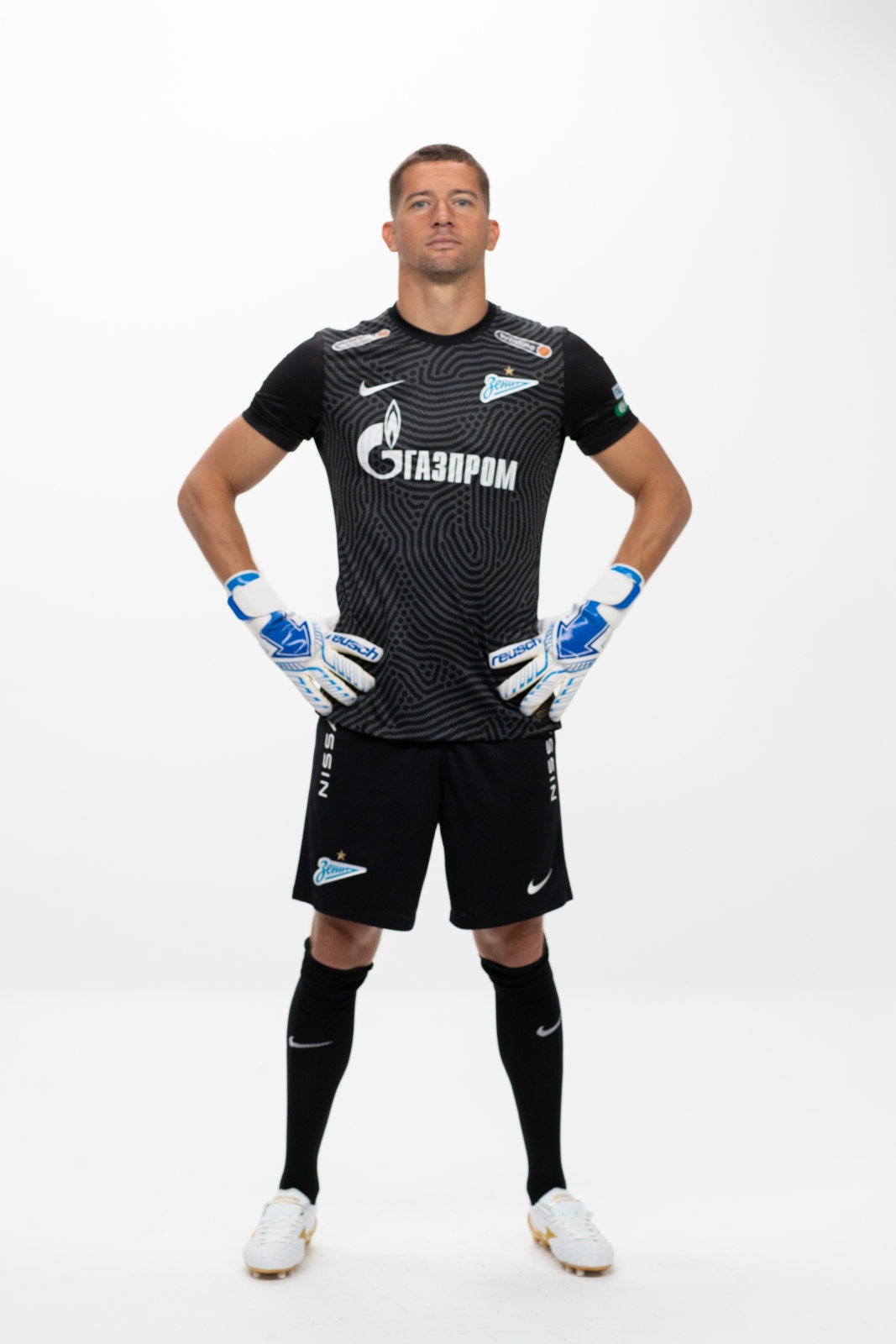 Фотосессия футболистов и тренеров основного состава ФК «Зенит» сезона 2020/21