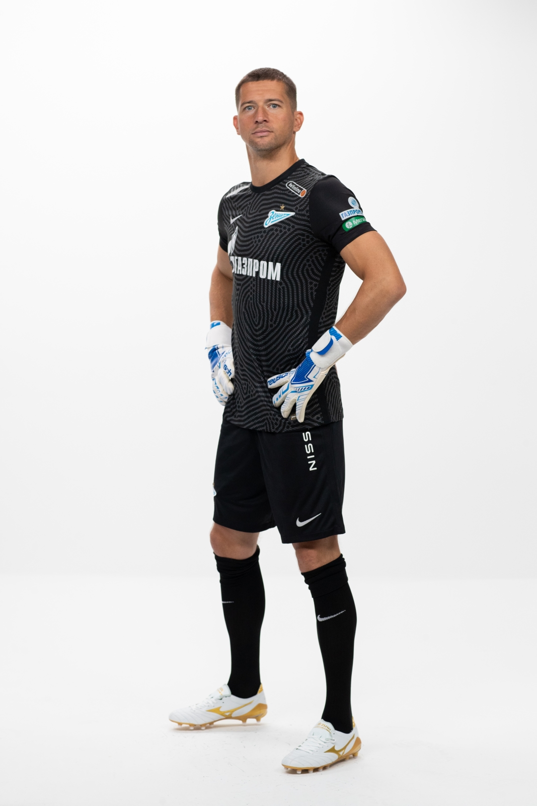 Фотосессия футболистов и тренеров основного состава ФК «Зенит» сезона 2020/21