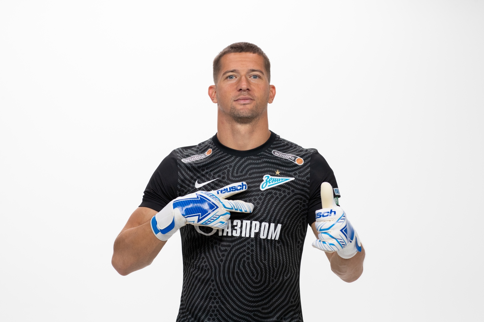 Фотосессия футболистов и тренеров основного состава ФК «Зенит» сезона 2020/21