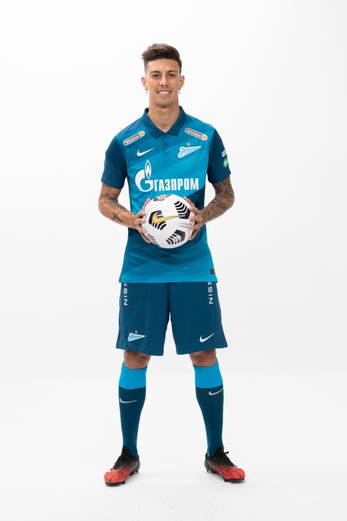 Фотосессия футболистов и тренеров основного состава ФК «Зенит» сезона 2020/21