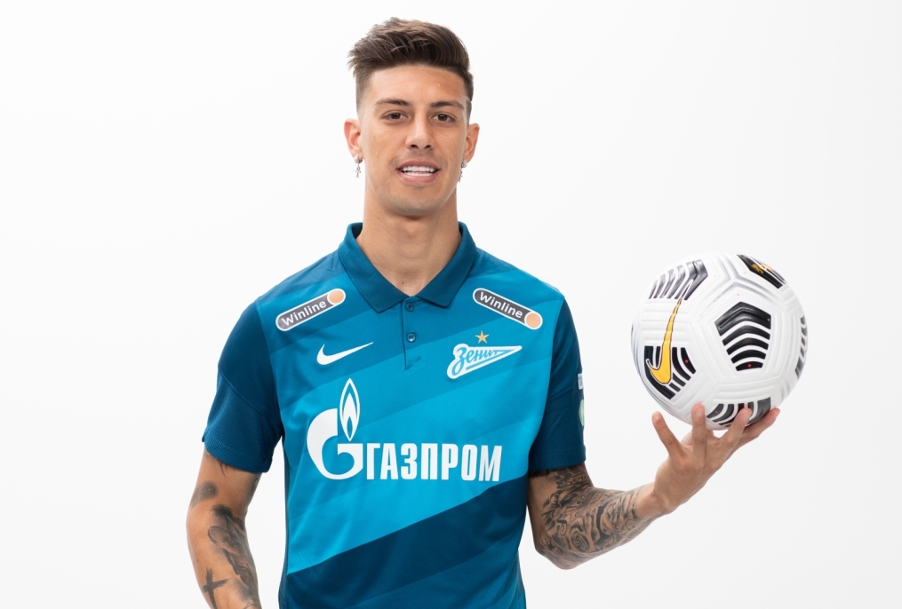 Фотосессия футболистов и тренеров основного состава ФК «Зенит» сезона 2020/21