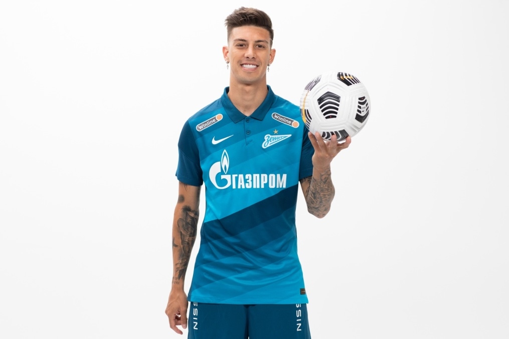 Фотосессия футболистов и тренеров основного состава ФК «Зенит» сезона 2020/21