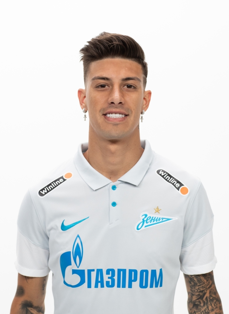 Фотосессия футболистов и тренеров основного состава ФК «Зенит» сезона 2020/21