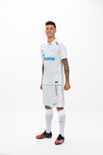 Фотосессия футболистов и тренеров основного состава ФК «Зенит» сезона 2020/21