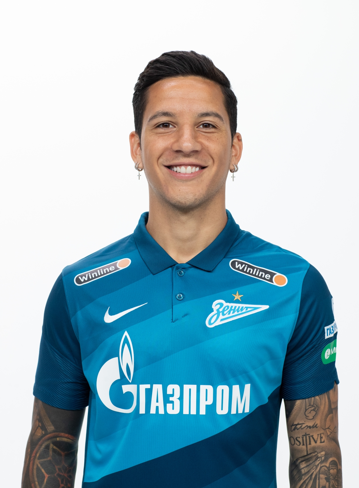 Фотосессия футболистов и тренеров основного состава ФК «Зенит» сезона 2020/21