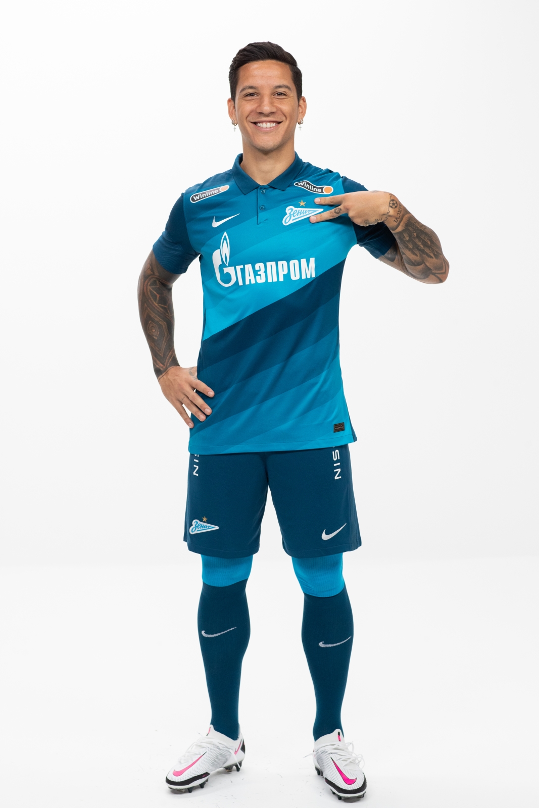 Фотосессия футболистов и тренеров основного состава ФК «Зенит» сезона 2020/21