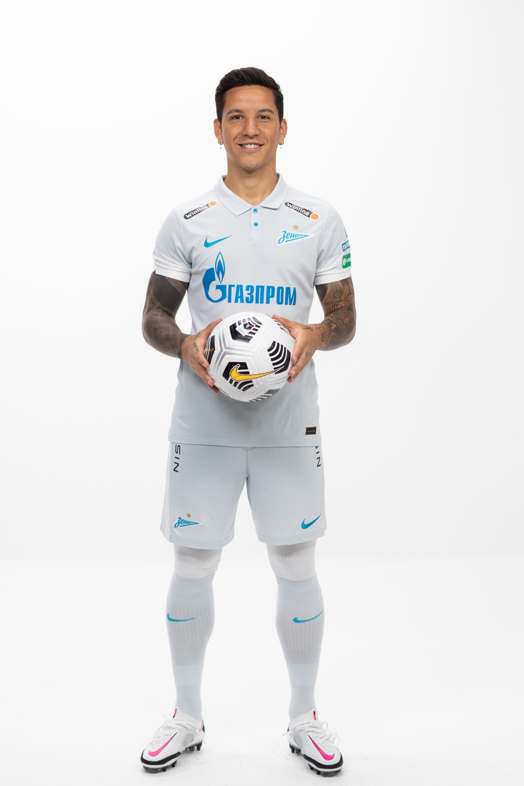 Фотосессия футболистов и тренеров основного состава ФК «Зенит» сезона 2020/21