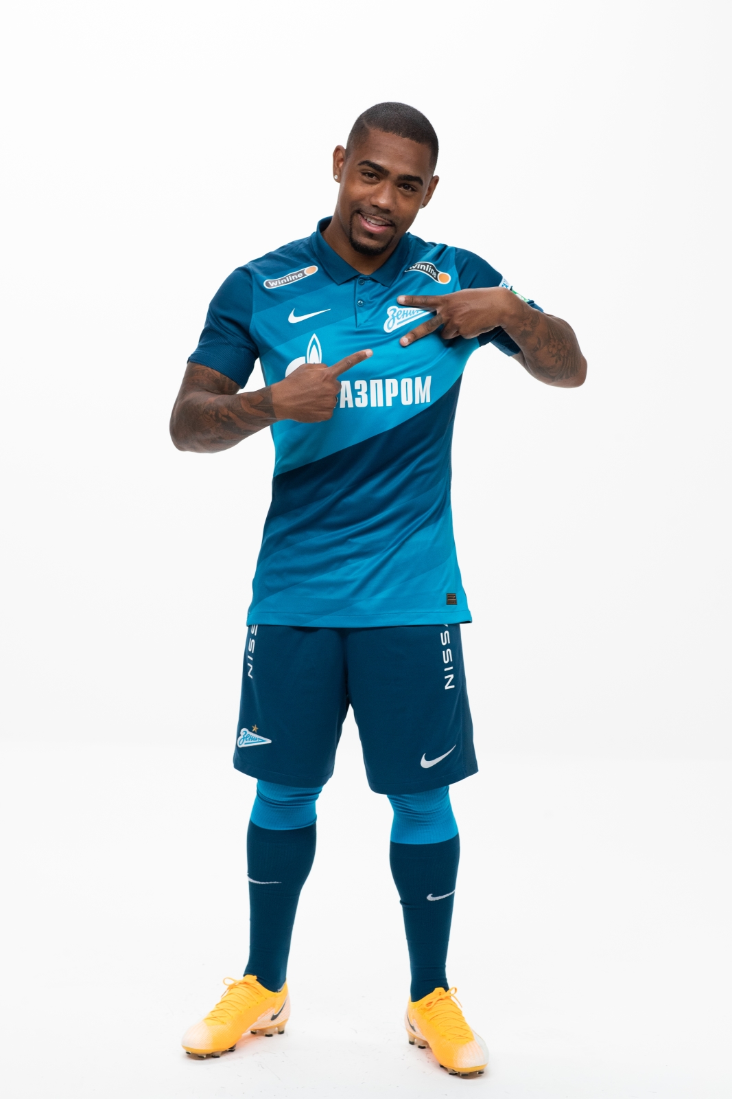 Фотосессия футболистов и тренеров основного состава ФК «Зенит» сезона 2020/21