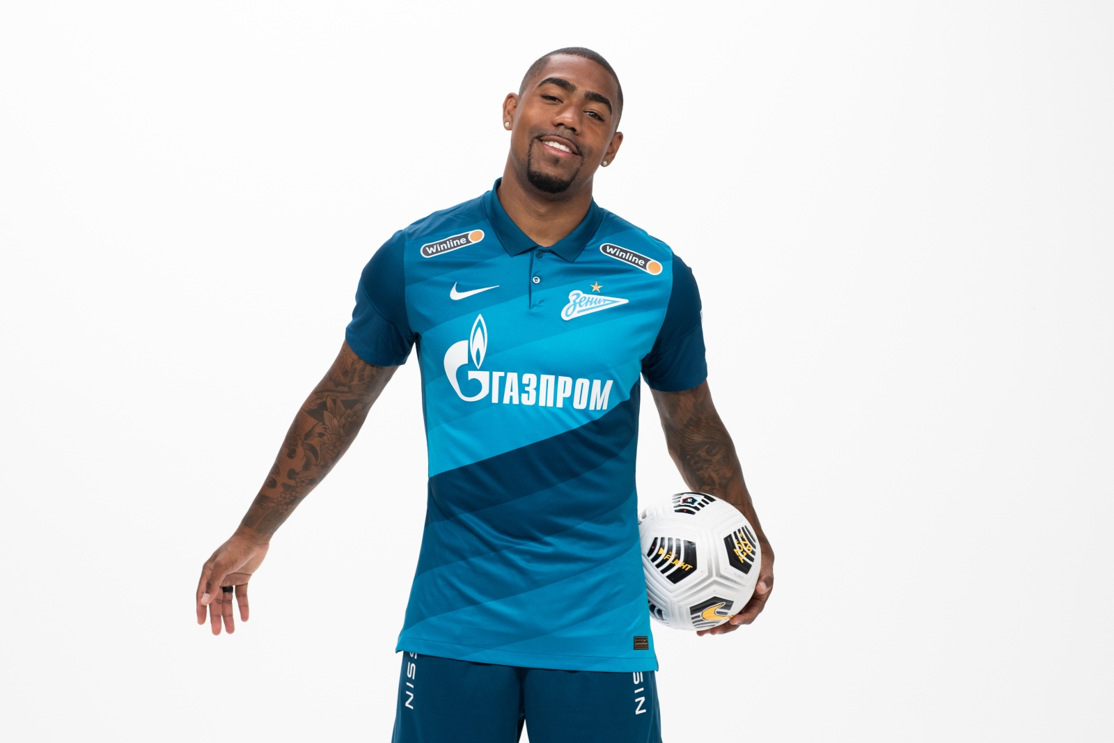 Фотосессия футболистов и тренеров основного состава ФК «Зенит» сезона 2020/21