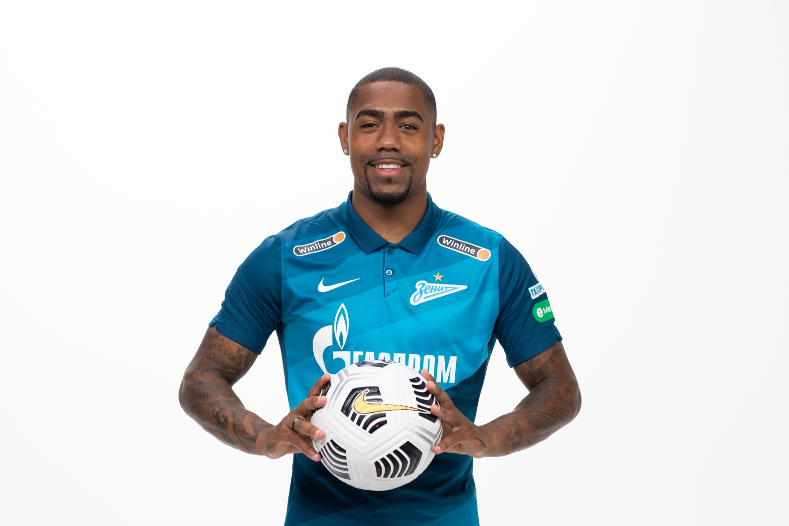 Фотосессия футболистов и тренеров основного состава ФК «Зенит» сезона 2020/21