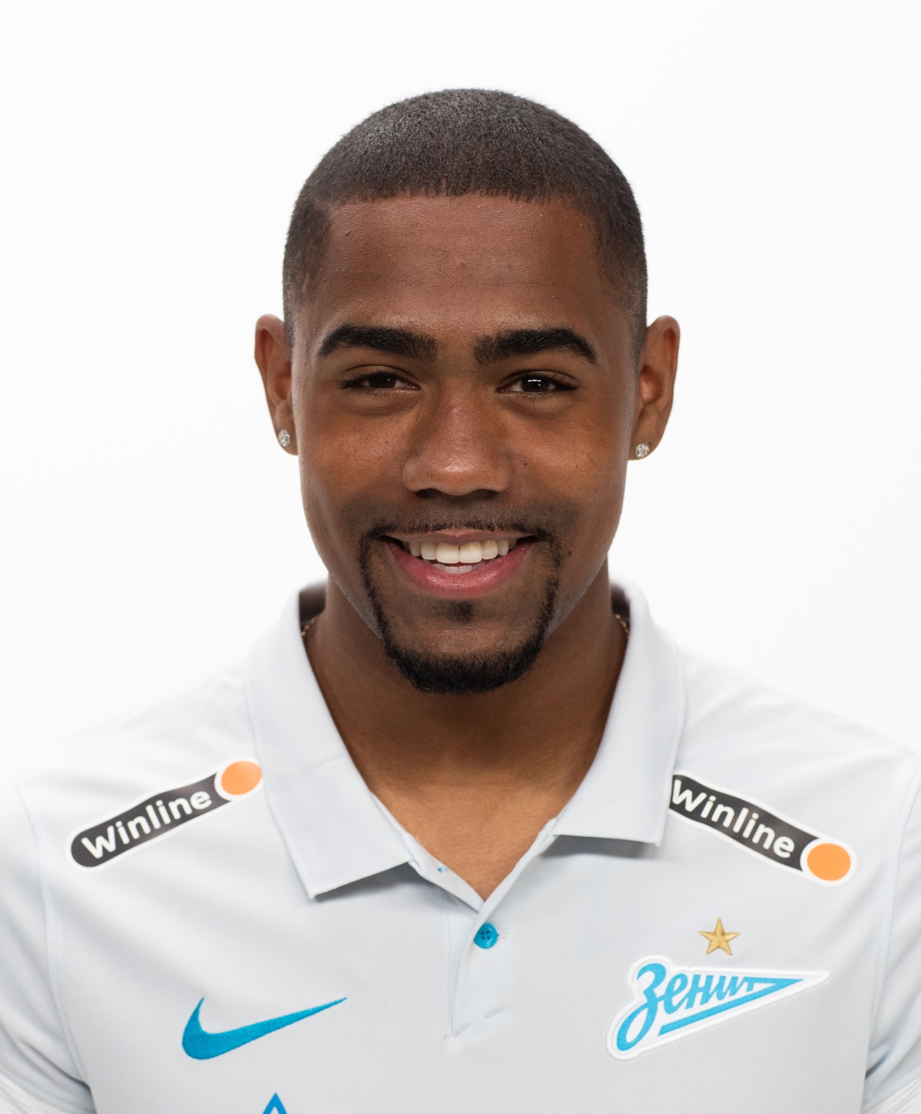 Фотосессия футболистов и тренеров основного состава ФК «Зенит» сезона 2020/21