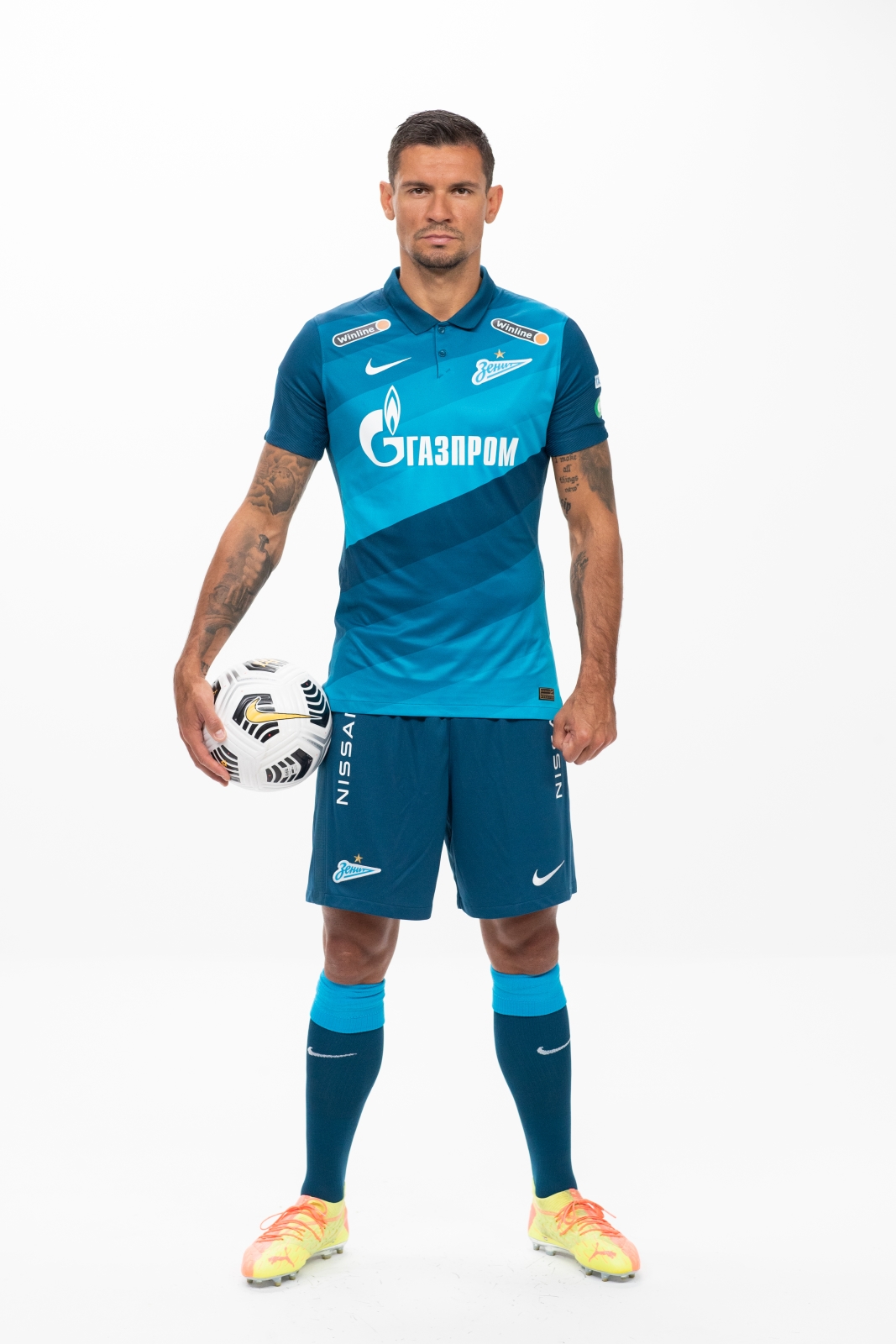 Фотосессия футболистов и тренеров основного состава ФК «Зенит» сезона 2020/21