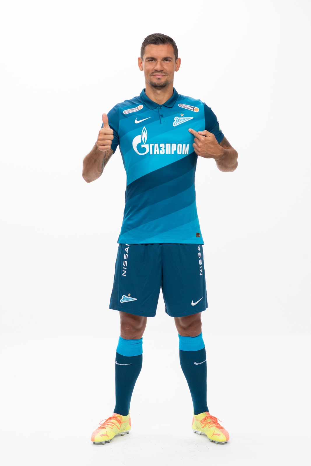 Фотосессия футболистов и тренеров основного состава ФК «Зенит» сезона 2020/21