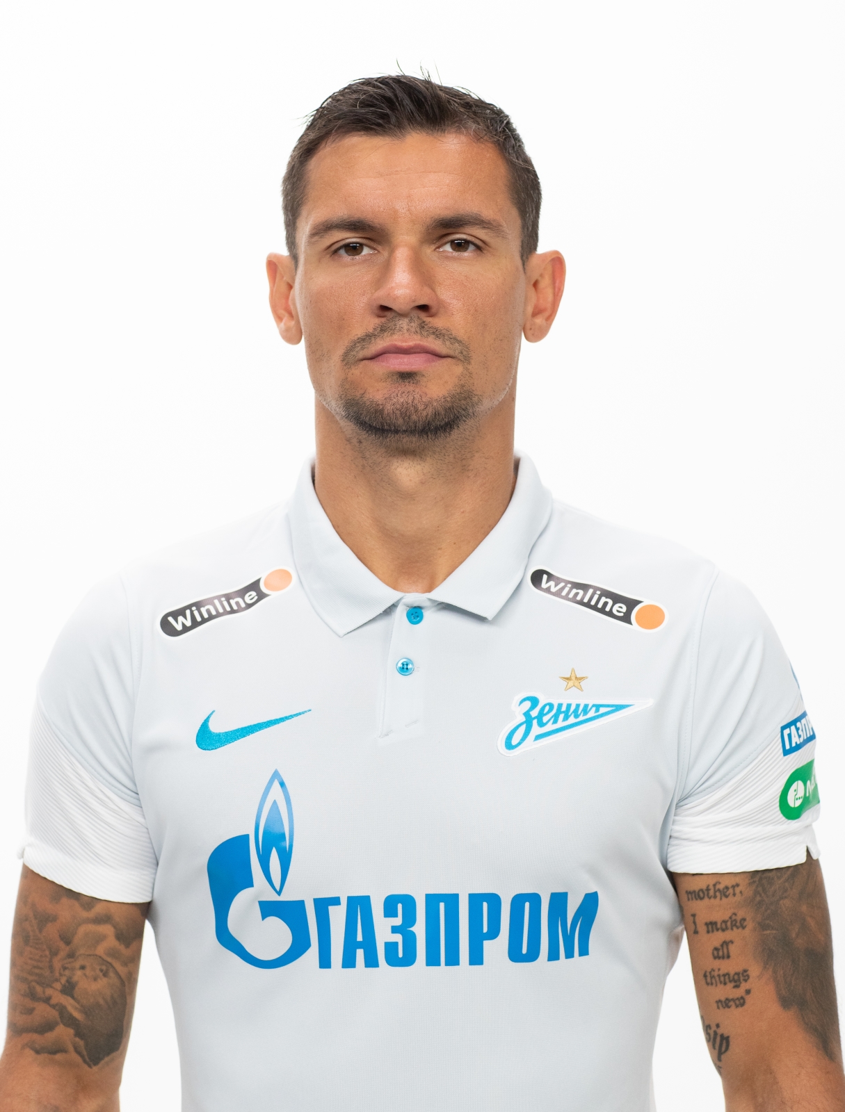 Фотосессия футболистов и тренеров основного состава ФК «Зенит» сезона 2020/21