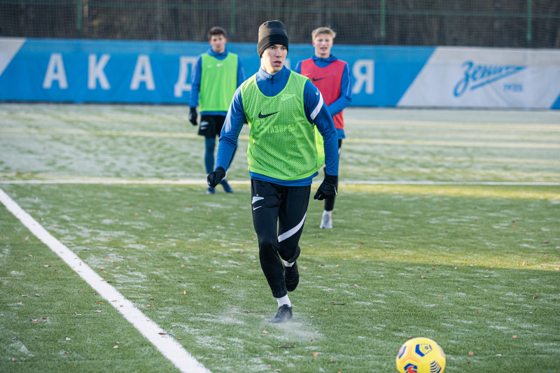 Первая зимняя тренировка «Зенита»-м