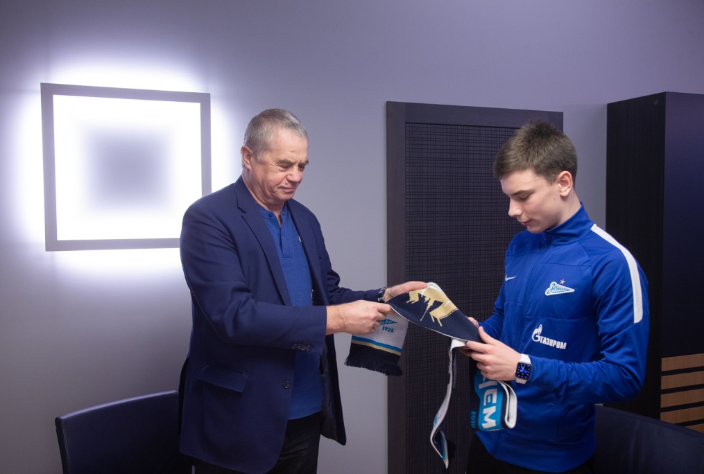 Подписание профессиональных контрактов футболистов юношеского «Зенита»