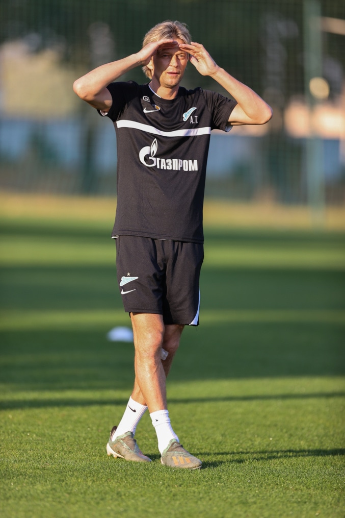 «Газпром»-тренировочные сборы «Зенита» в Дубае: 16 января, вечерняя тренировка