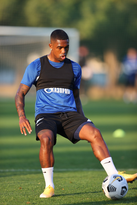 «Газпром»-тренировочные сборы «Зенита» в Дубае: 16 января, вечерняя тренировка