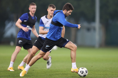 «Газпром»-тренировочные сборы «Зенита» в Дубае: 16 января, вечерняя тренировка