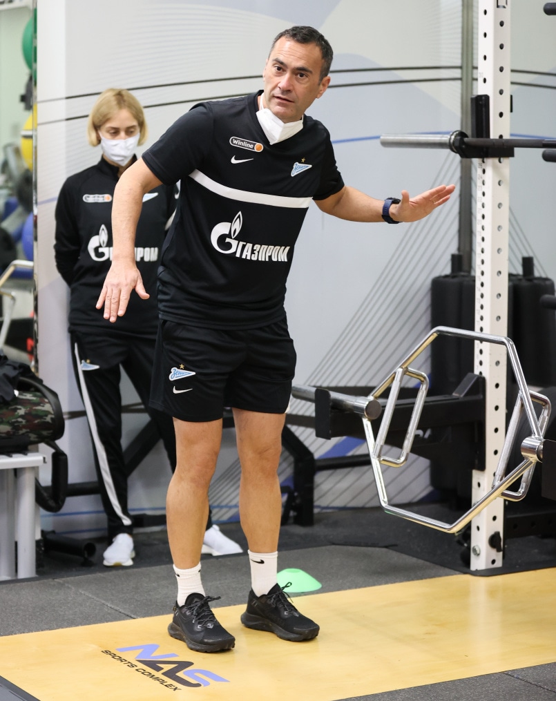 «Газпром»-тренировочные сборы «Зенита» в Дубае: 17 января, утренняя тренировка