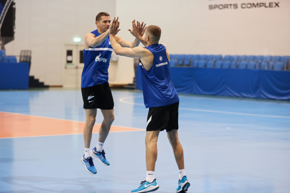 «Газпром»-тренировочные сборы «Зенита» в Дубае: 17 января, утренняя тренировка