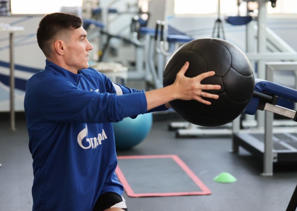 «Газпром»-тренировочные сборы «Зенита» в Дубае: 17 января, утренняя тренировка