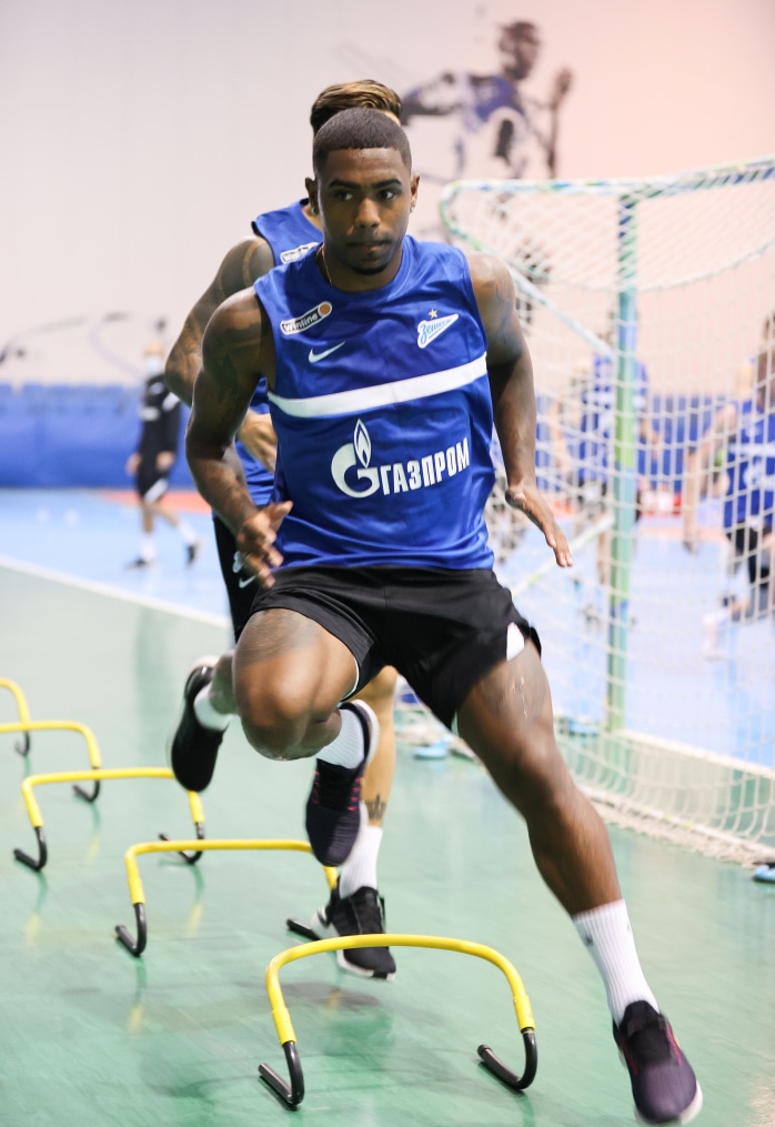 «Газпром»-тренировочные сборы «Зенита» в Дубае: 17 января, утренняя тренировка