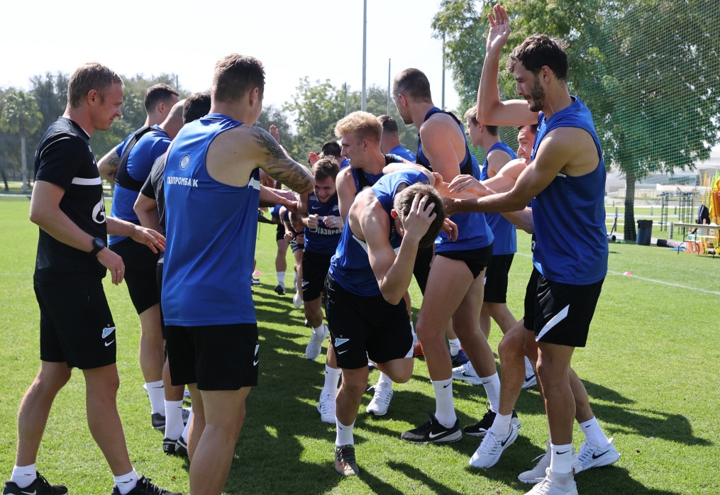 «Газпром»-тренировочные сборы «Зенита» в Дубае: 05 февраля, утренняя тренировка