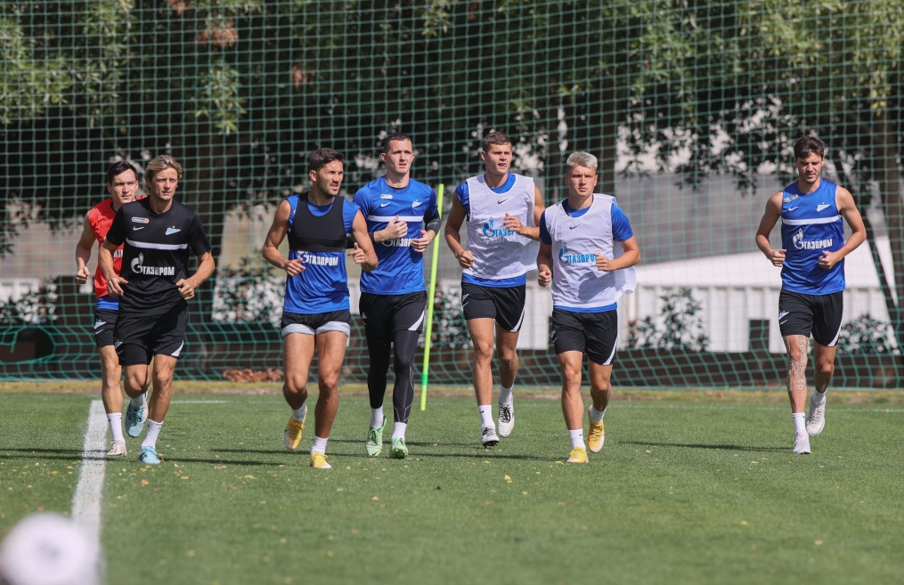 «Газпром»-тренировочные сборы «Зенита» в Дубае: 06 февраля, утренняя тренировка