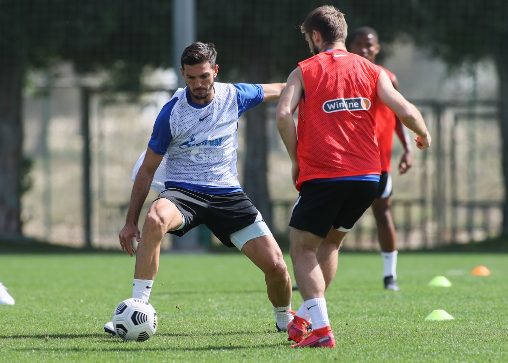 «Газпром»-тренировочные сборы «Зенита» в Дубае: 06 февраля, утренняя тренировка