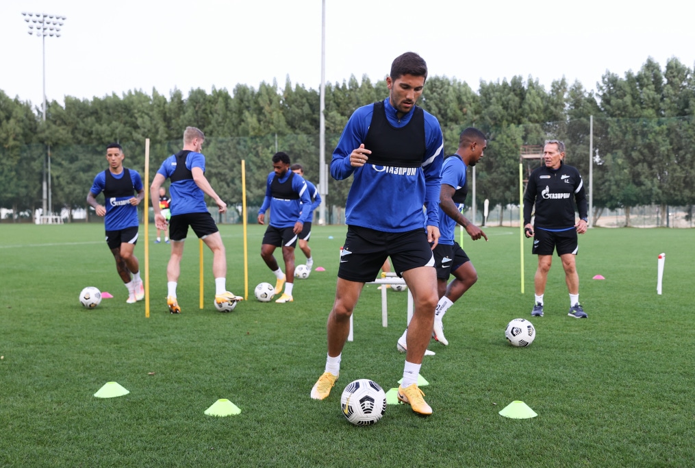 «Газпром»-тренировочные сборы «Зенита» в Дубае: 07 февраля, вечерняя тренировка