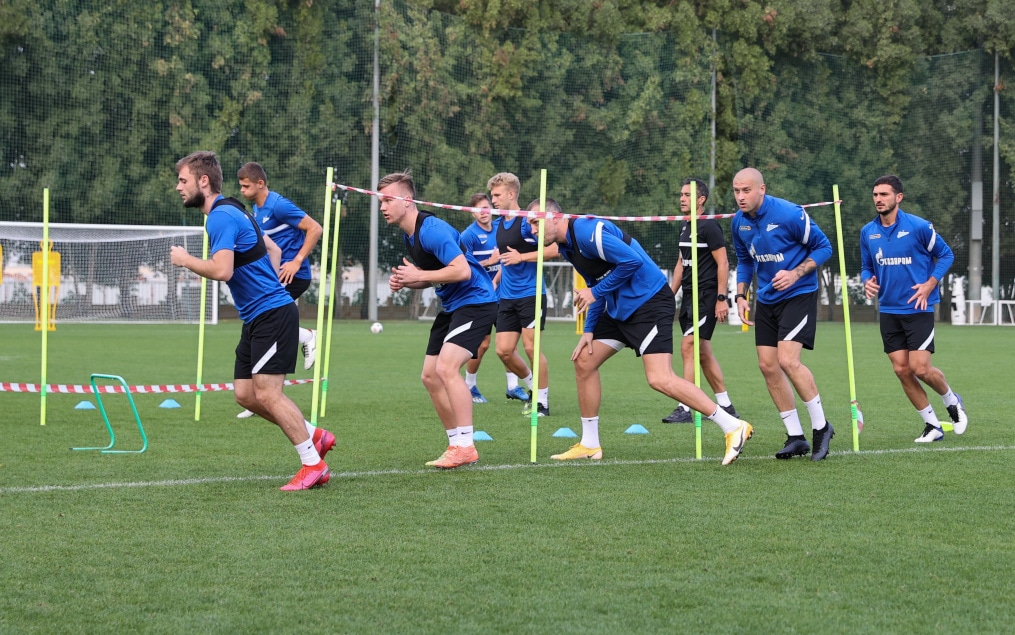 «Газпром»-тренировочные сборы «Зенита» в Дубае: 07 февраля, вечерняя тренировка