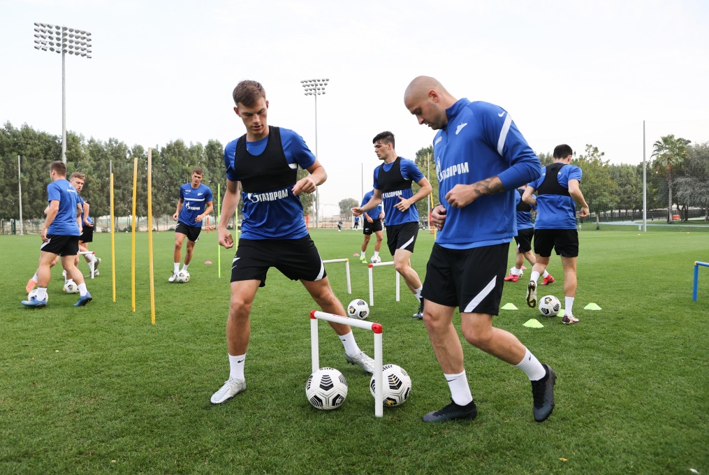 «Газпром»-тренировочные сборы «Зенита» в Дубае: 07 февраля, вечерняя тренировка