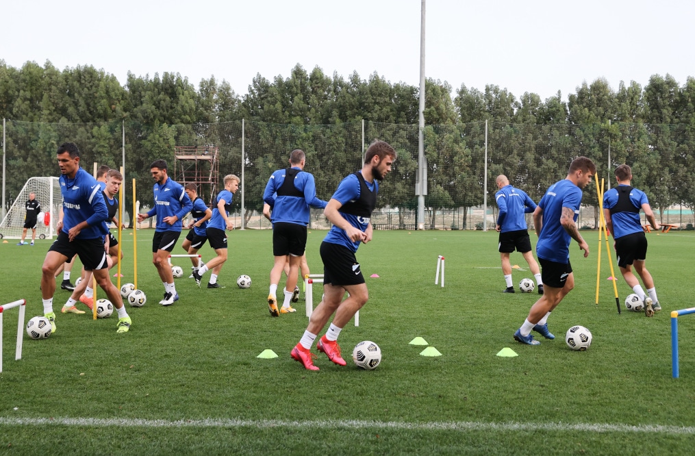 «Газпром»-тренировочные сборы «Зенита» в Дубае: 07 февраля, вечерняя тренировка