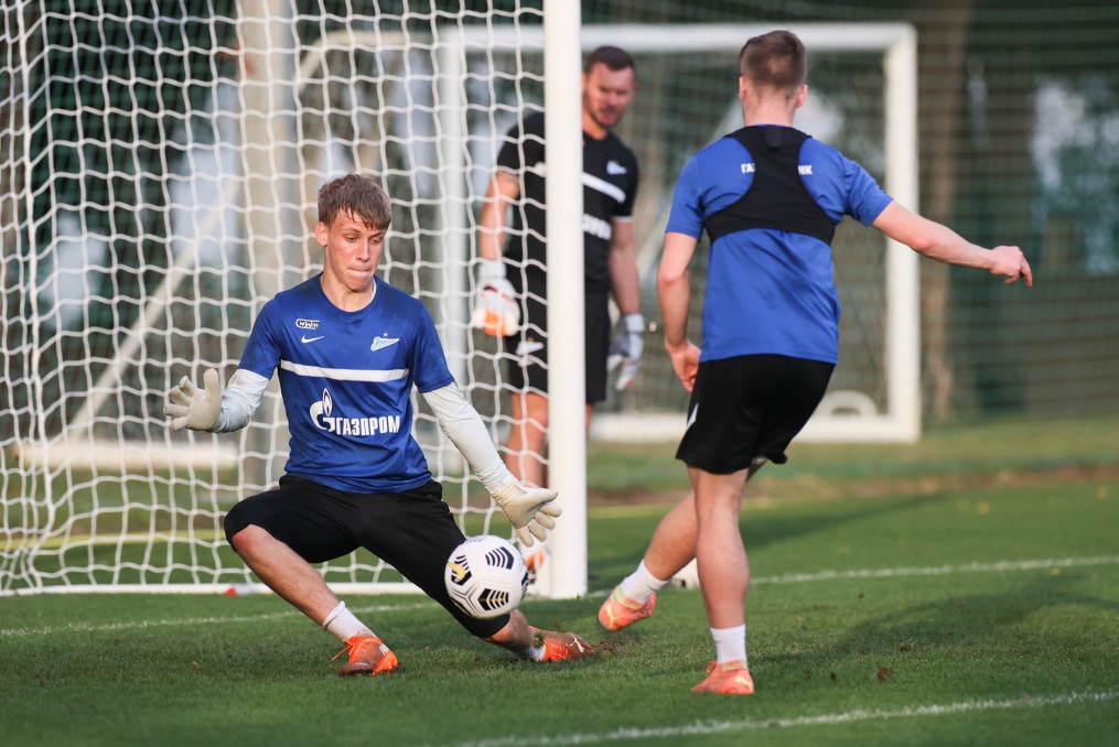 «Газпром»-тренировочные сборы «Зенита» в Дубае: 07 февраля, вечерняя тренировка