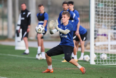 «Газпром»-тренировочные сборы «Зенита» в Дубае: 07 февраля, вечерняя тренировка