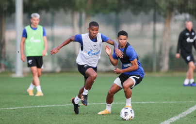 «Газпром»-тренировочные сборы «Зенита» в Дубае: 07 февраля, вечерняя тренировка