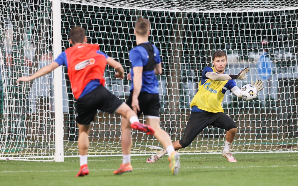 «Газпром»-тренировочные сборы «Зенита» в Дубае: 07 февраля, вечерняя тренировка