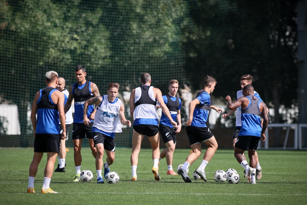 «Газпром»-тренировочные сборы «Зенита» в Дубае: 08 февраля, утренняя тренировка