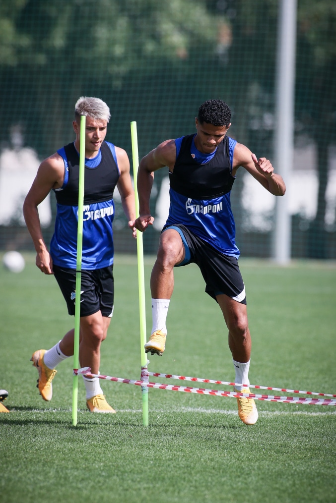 «Газпром»-тренировочные сборы «Зенита» в Дубае: 08 февраля, утренняя тренировка