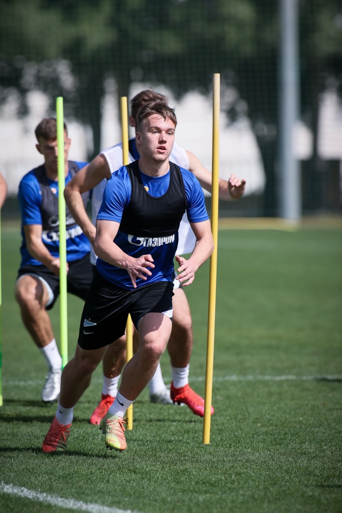 «Газпром»-тренировочные сборы «Зенита» в Дубае: 08 февраля, утренняя тренировка