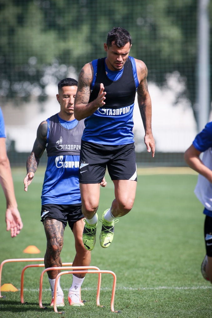 «Газпром»-тренировочные сборы «Зенита» в Дубае: 08 февраля, утренняя тренировка