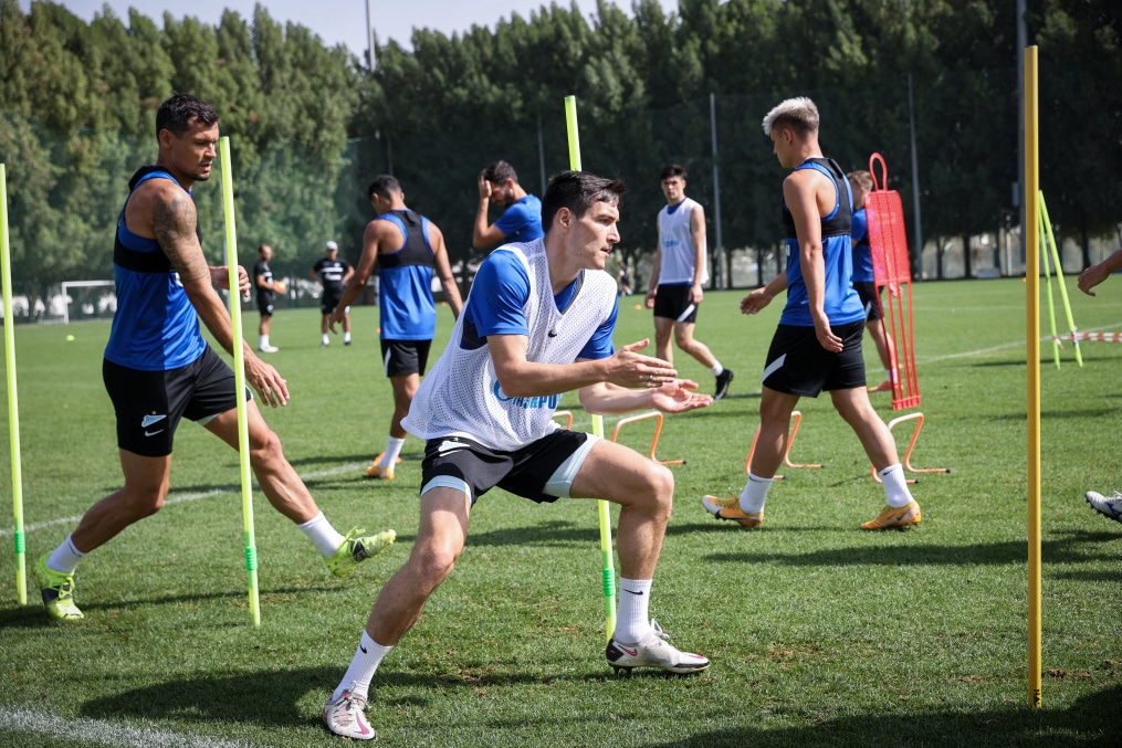 «Газпром»-тренировочные сборы «Зенита» в Дубае: 08 февраля, утренняя тренировка