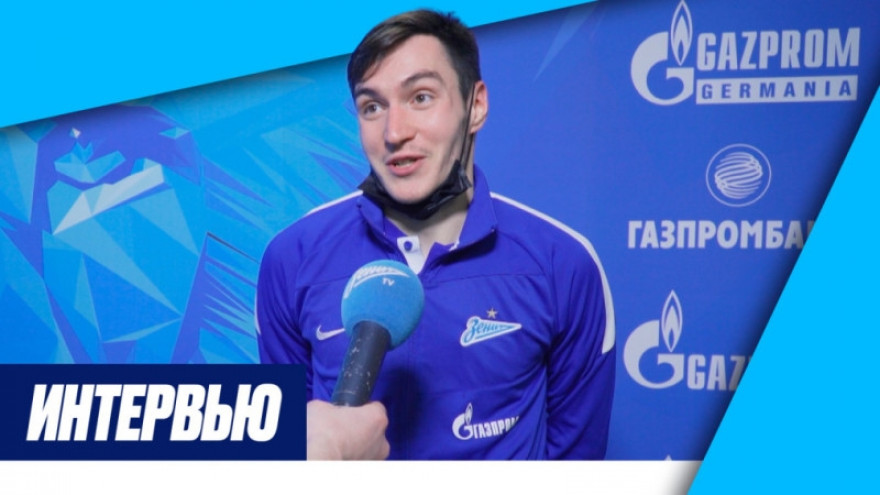 Вячеслав Караваев на «Зенит-ТВ»: «Приятно получать призы и забивать голы»