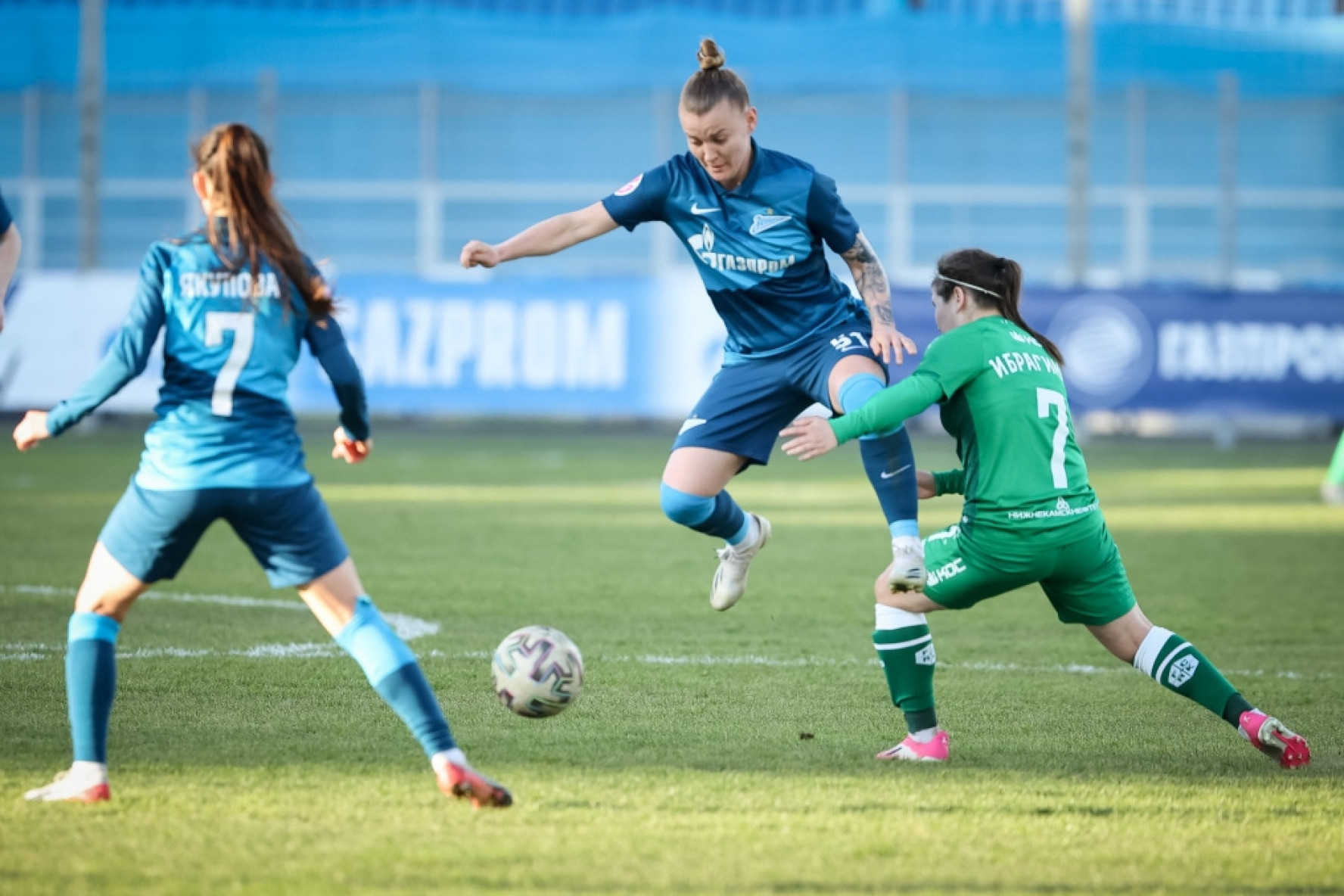Рубин зенит женщины. Зенит рубин результат матча. Рубин зенит женщины. Рубин зенит женщины. Рубин зенит женщины.