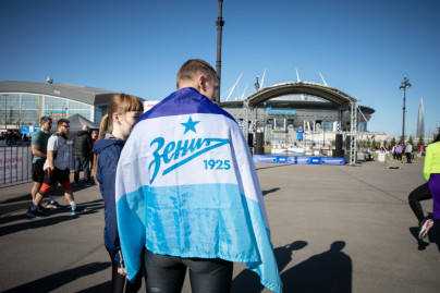 Беговой «Арена Полумарафон» у «Газпром Арены»