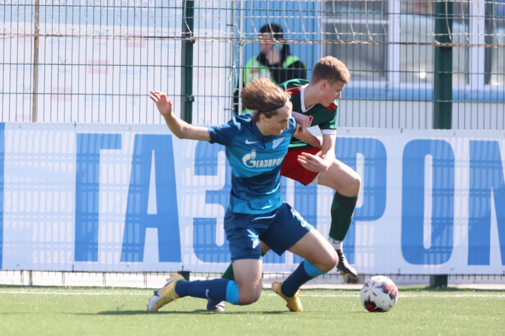 Юношеская футбольная лига-2, «Зенит» U-17 — «Локомотив» U-17